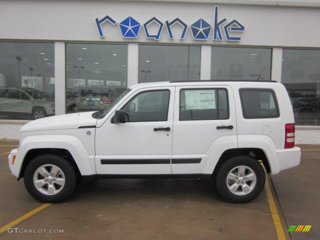 2011 Liberty Sport 4x4 - Bright White / Dark Slate Gray photo #1