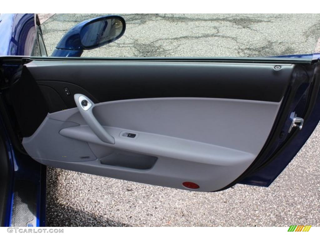 2005 Chevrolet Corvette Coupe Steel Grey Door Panel Photo #48558191