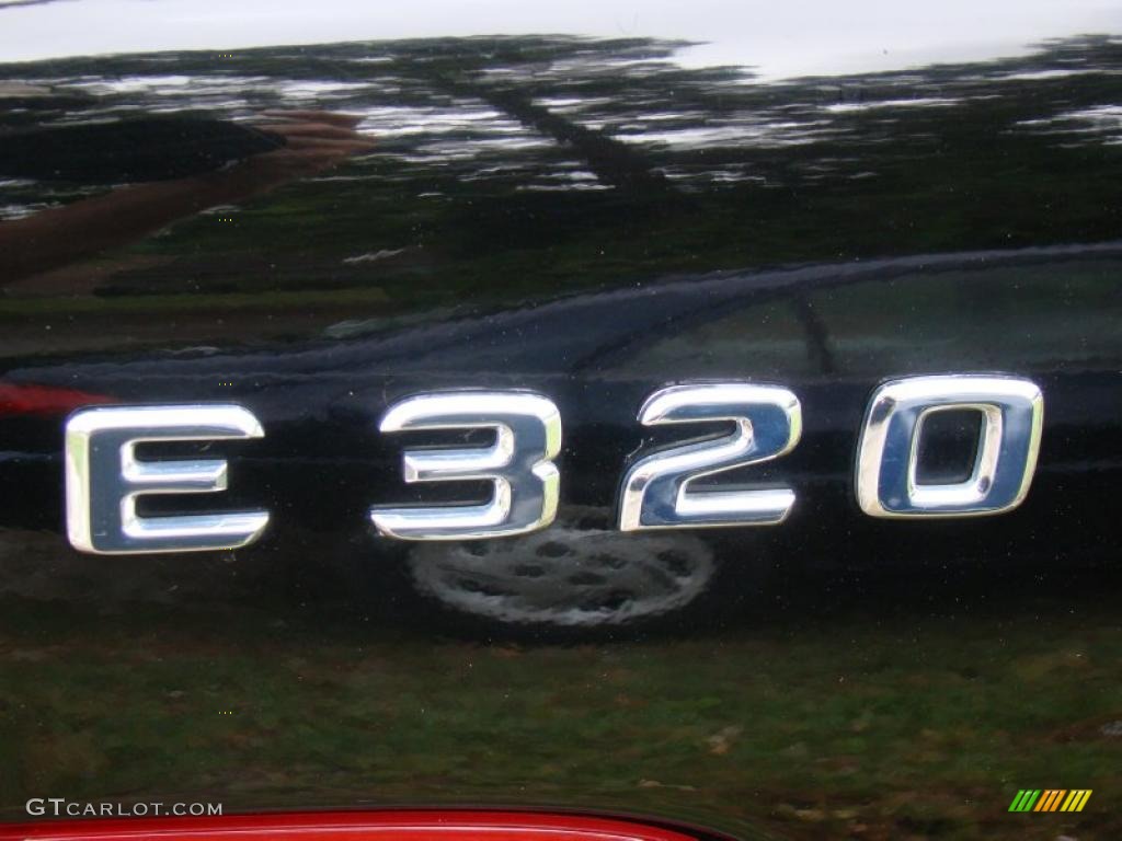2001 Mercedes-Benz E 320 4Matic Sedan Marks and Logos Photo #48558194