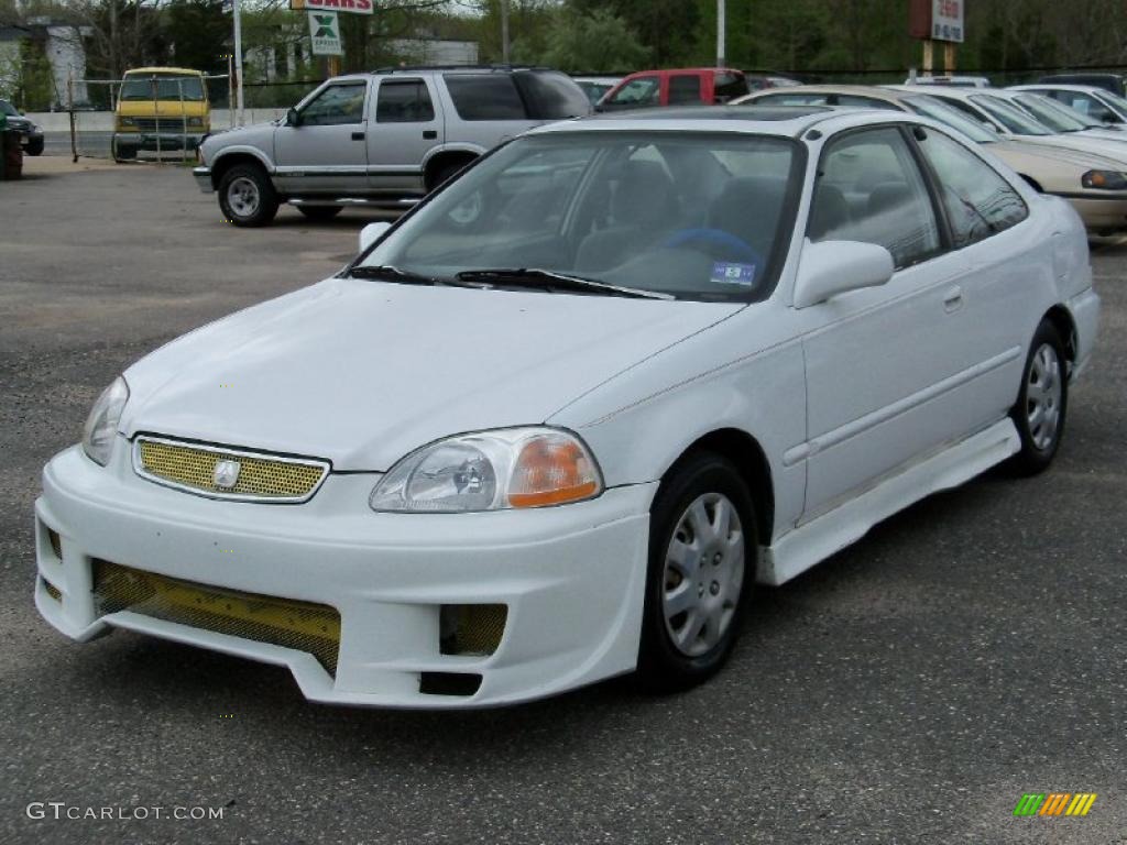 1997 Civic EX Coupe - Frost White / Gray photo #2