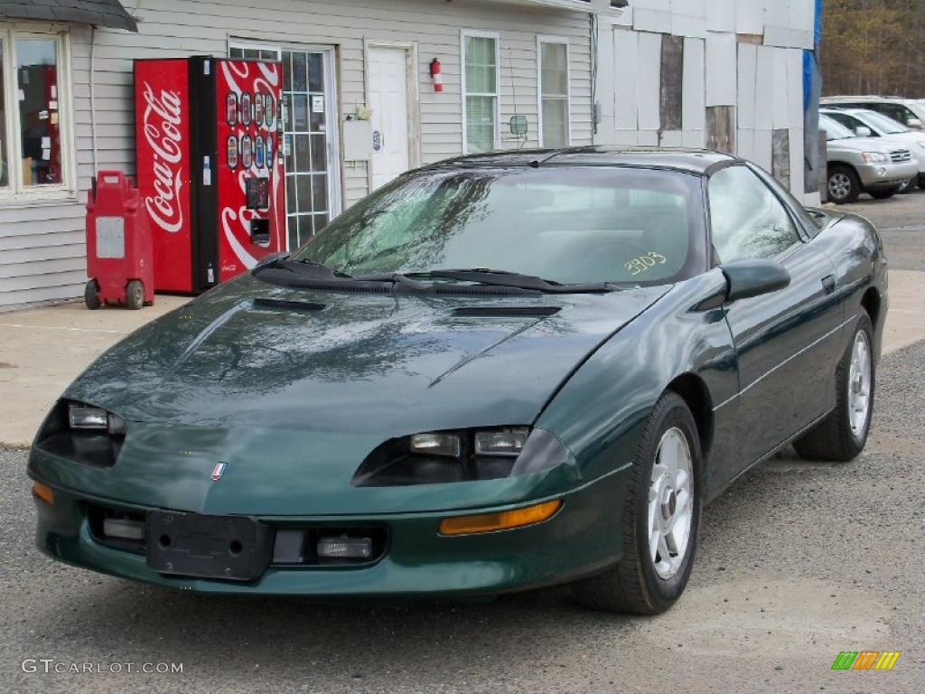 Polo Green Metallic 1996 Chevrolet Camaro Coupe Exterior Photo #48558548