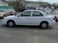 1999 White Kia Sephia LS  photo #7