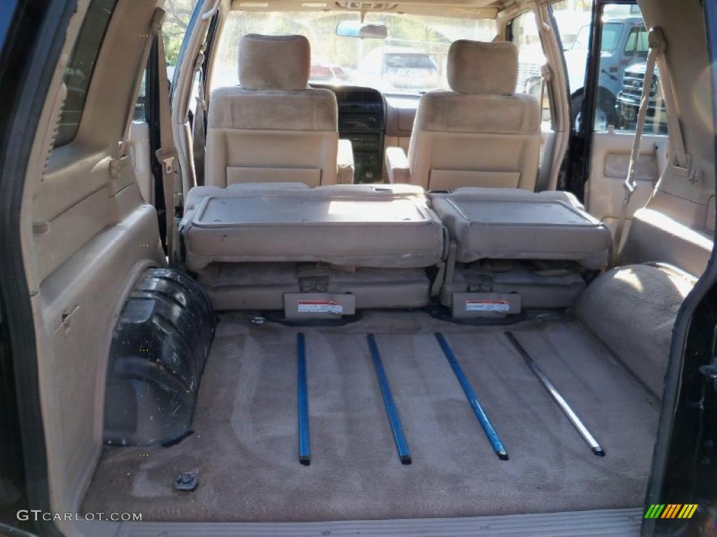2000 Isuzu Trooper S 4x4 Trunk Photo #48560420