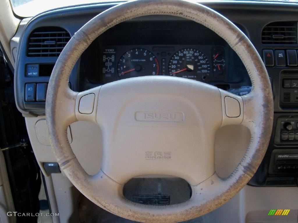 2000 Isuzu Trooper S 4x4 Beige Steering Wheel Photo #48560426