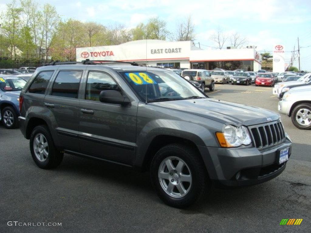 2008 Grand Cherokee Laredo 4x4 - Bright Silver Metallic / Dark Slate Gray photo #1