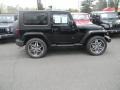 Black - Wrangler Sahara 4x4 Photo No. 2