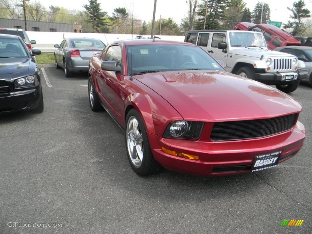 2007 Mustang V6 Deluxe Coupe - Redfire Metallic / Dark Charcoal photo #5