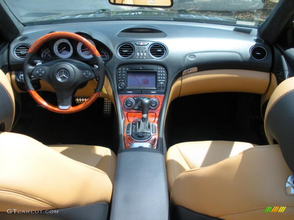 2009 Mercedes-Benz SL 550 Roadster designo Sand/Black Dashboard Photo #48565000