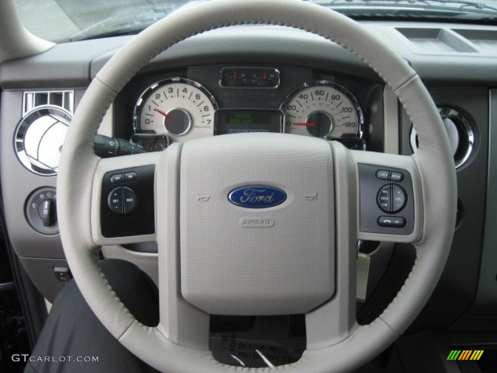 2011 Ford Expedition XLT 4x4 Steering Wheel Photos