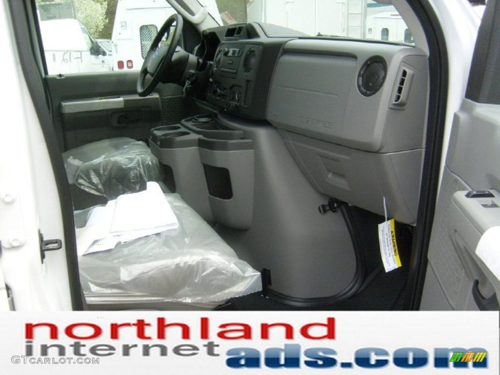 2011 E Series Van E150 XL Cargo - Oxford White / Medium Flint photo #15