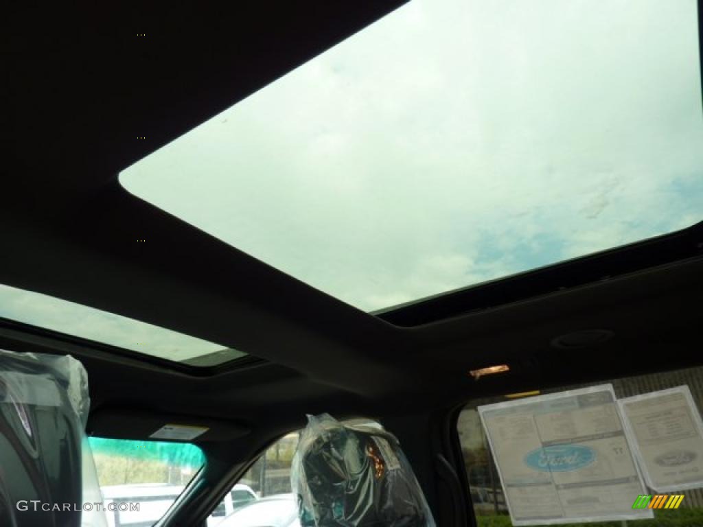 2011 Ford Explorer Limited 4WD Sunroof Photo #48568090