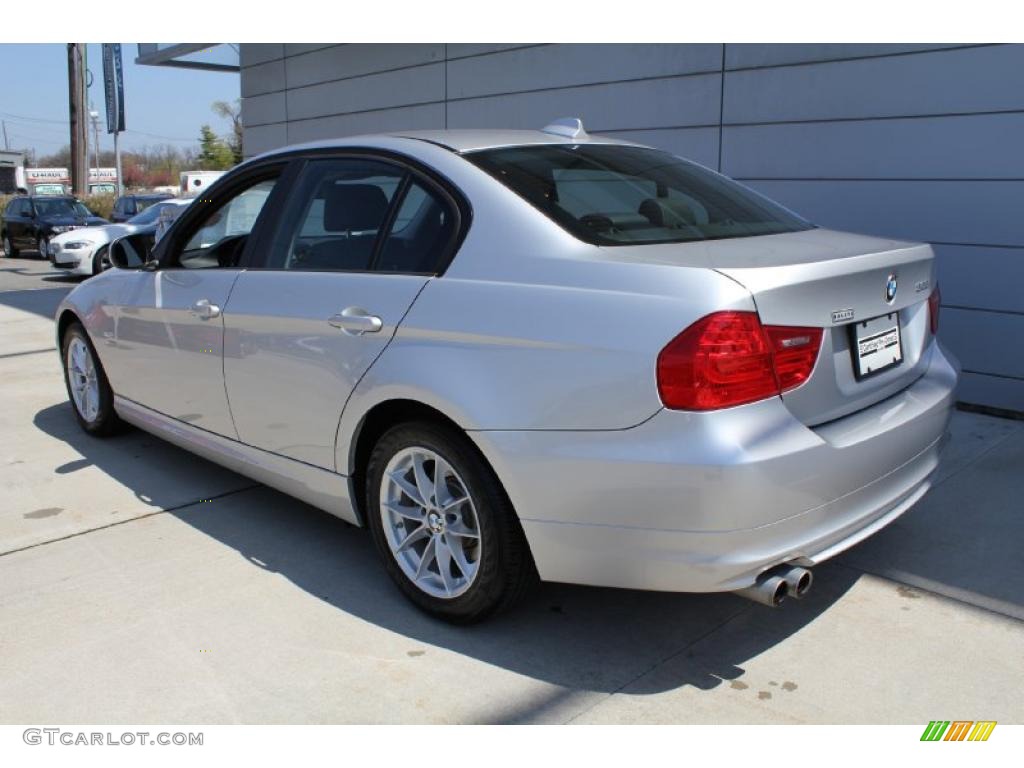 2010 3 Series 328i xDrive Sedan - Titanium Silver Metallic / Black photo #3