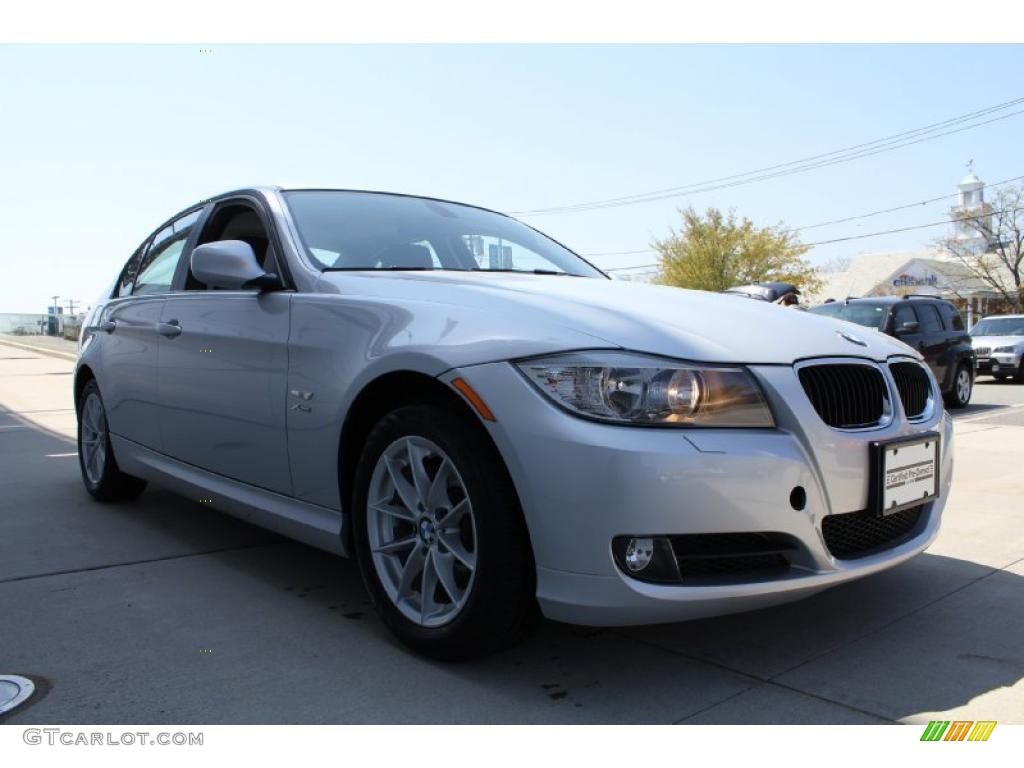 2010 3 Series 328i xDrive Sedan - Titanium Silver Metallic / Black photo #6