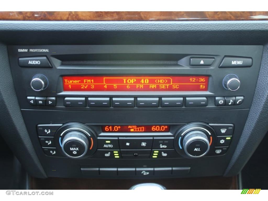 2010 3 Series 328i xDrive Sedan - Titanium Silver Metallic / Black photo #13