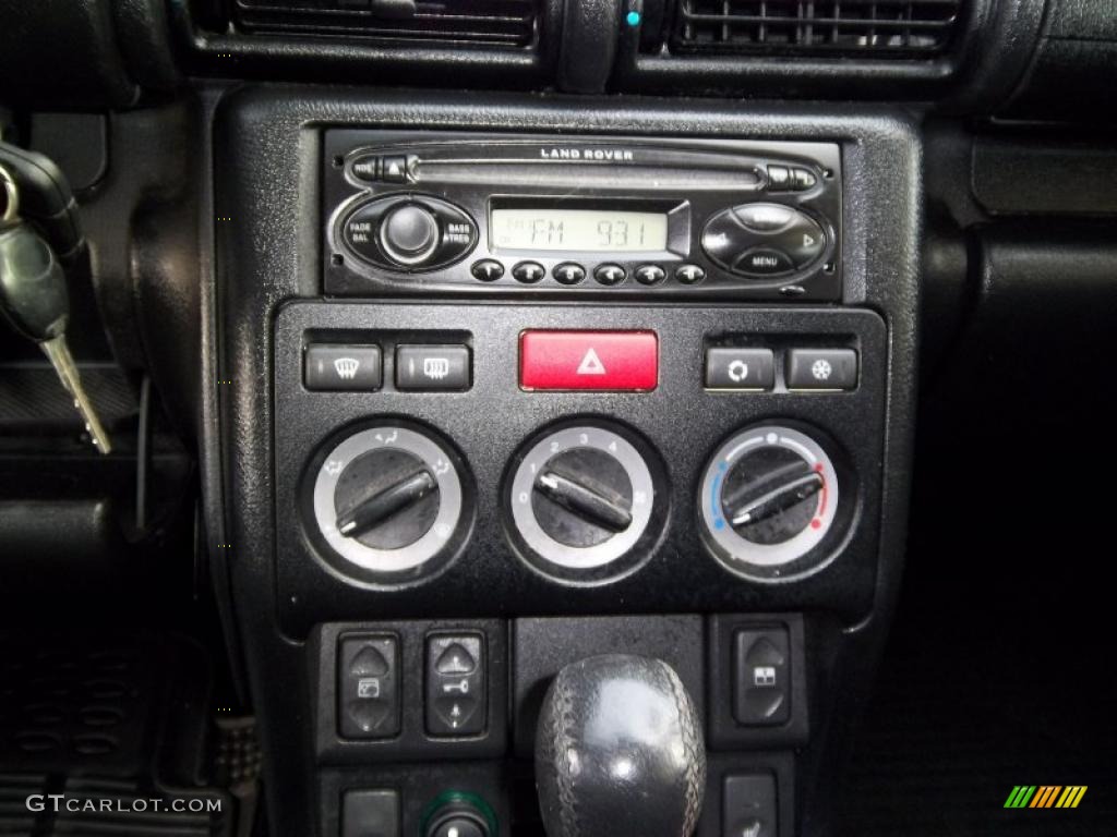 2003 Freelander SE - Zambezi Silver Metallic / Black photo #11
