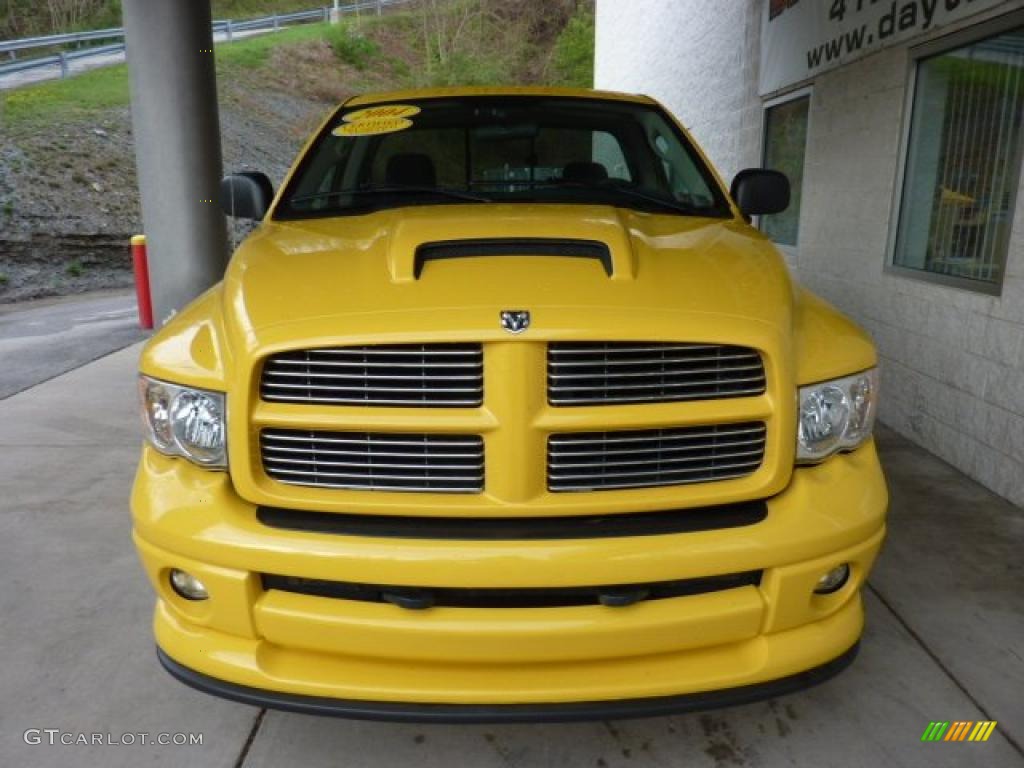 2004 Ram 1500 SLT Rumble Bee Regular Cab - Solar Yellow / Dark Slate Gray photo #6