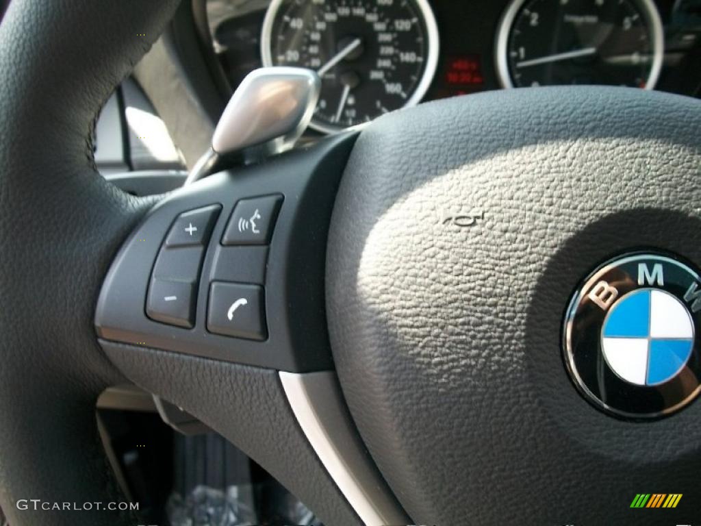 2010 BMW X6 xDrive50i Controls Photo #48573374