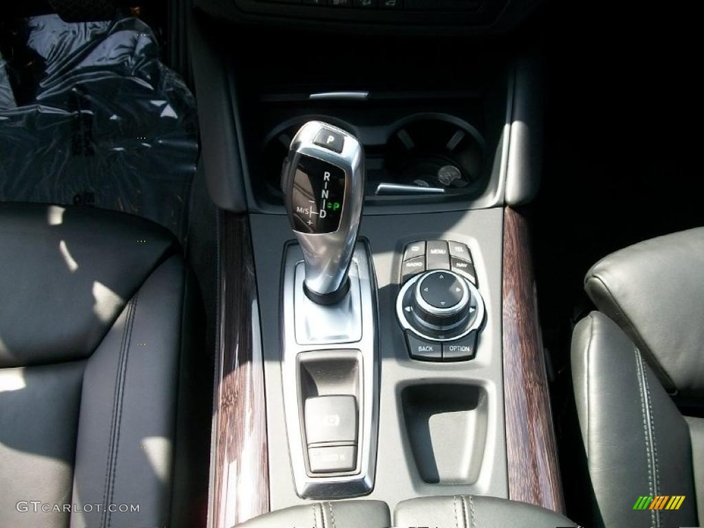 2010 BMW X6 xDrive50i Transmission Photos