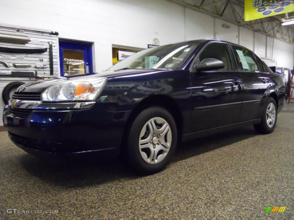 2005 Malibu Sedan - Dark Blue Metallic / Gray photo #3