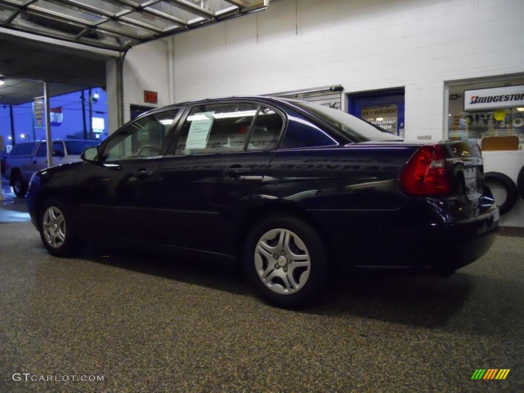 2005 Malibu Sedan - Dark Blue Metallic / Gray photo #4