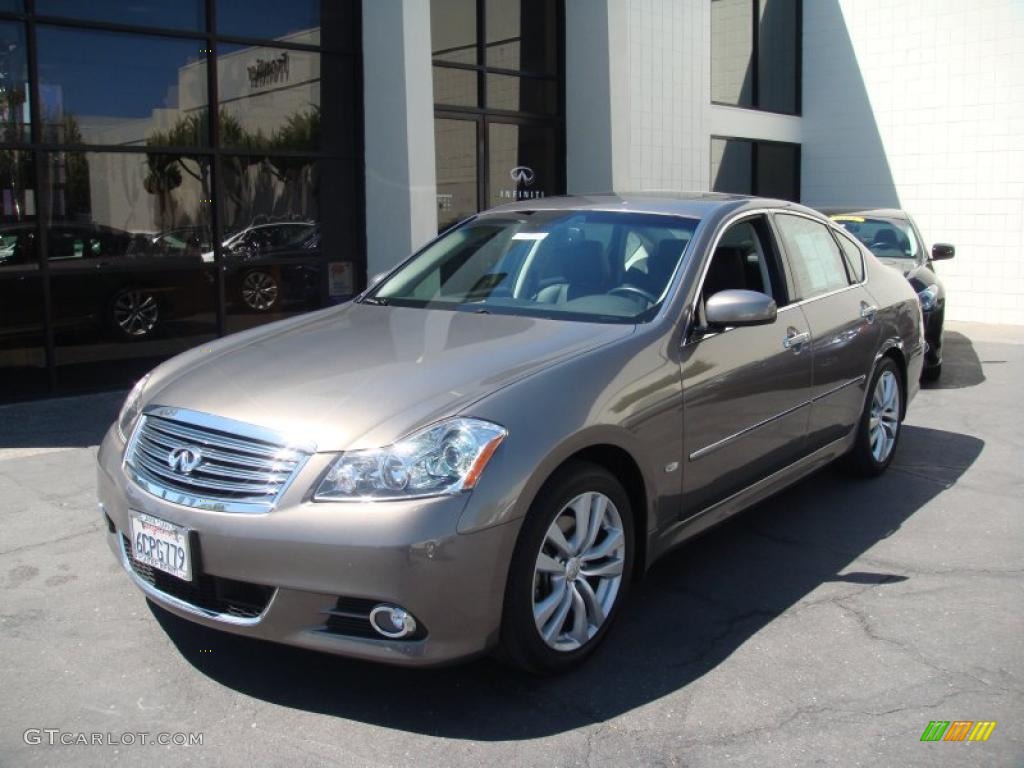 Desert Shadow Infiniti M