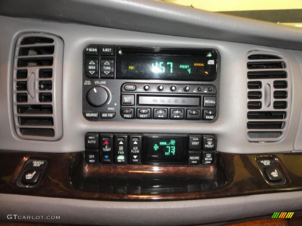 1997 Buick Park Avenue Ultra Supercharged Sedan Controls Photo #48576494