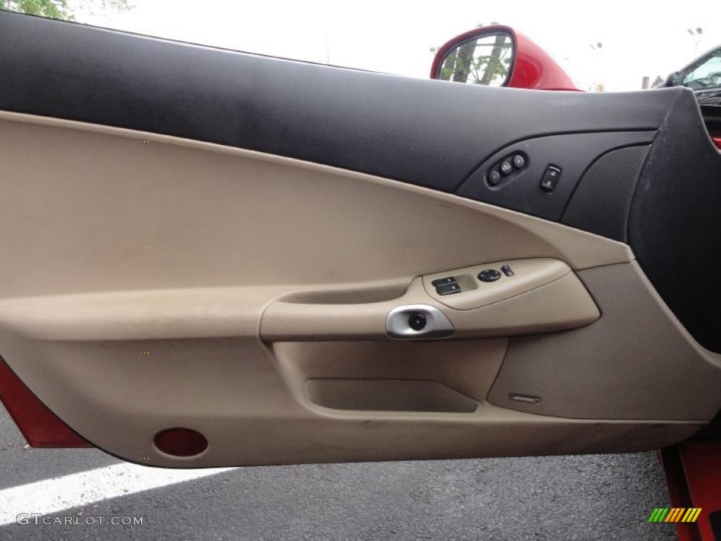 2007 Chevrolet Corvette Coupe Cashmere Door Panel Photo #48577496