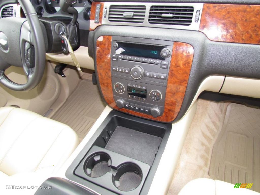 2007 Chevrolet Avalanche LT 4WD Controls Photo #48579135