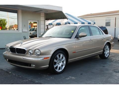 2004 Jaguar XJ XJ8 Data, Info and Specs