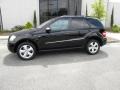 Black - ML 320 BlueTec 4Matic Photo No. 2