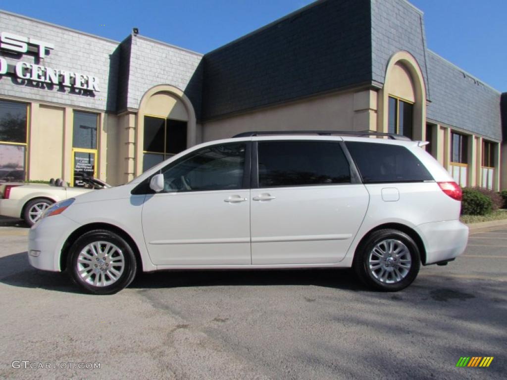 2007 Sienna XLE - Arctic Frost Pearl White / Taupe photo #4