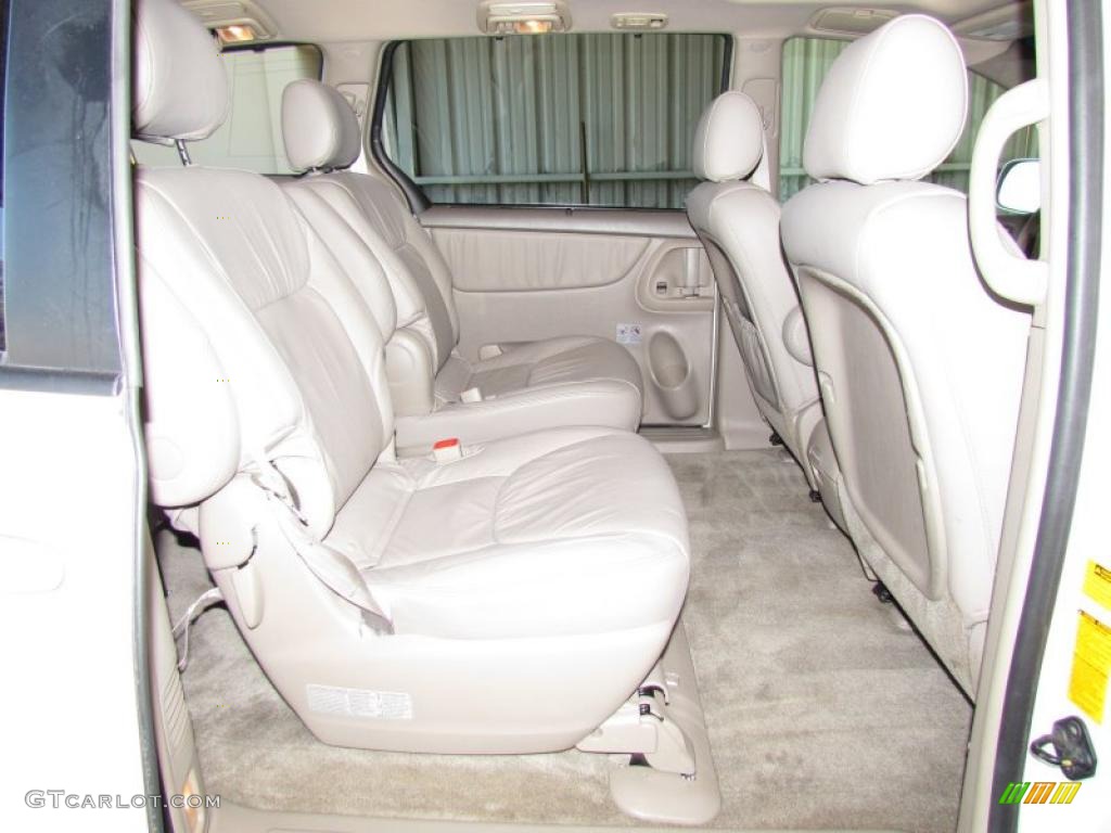 2007 Sienna XLE - Arctic Frost Pearl White / Taupe photo #10