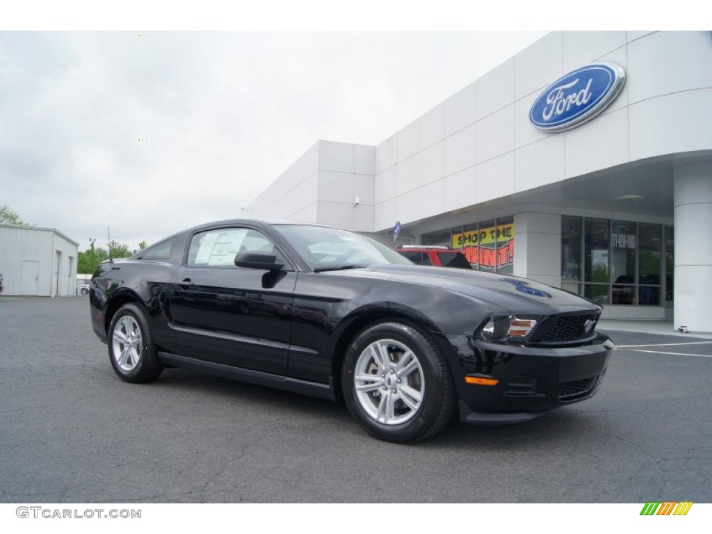 Black 2012 Ford Mustang V6 Coupe Exterior Photo #48583117