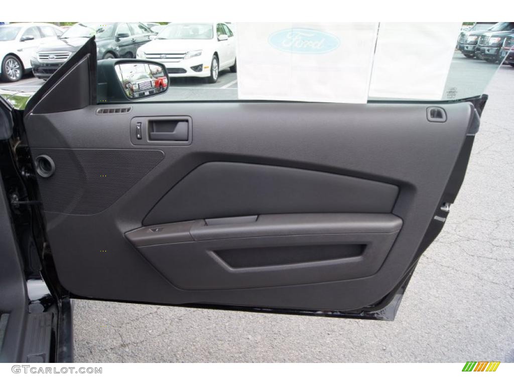2012 Ford Mustang V6 Coupe Charcoal Black Door Panel Photo #48583315