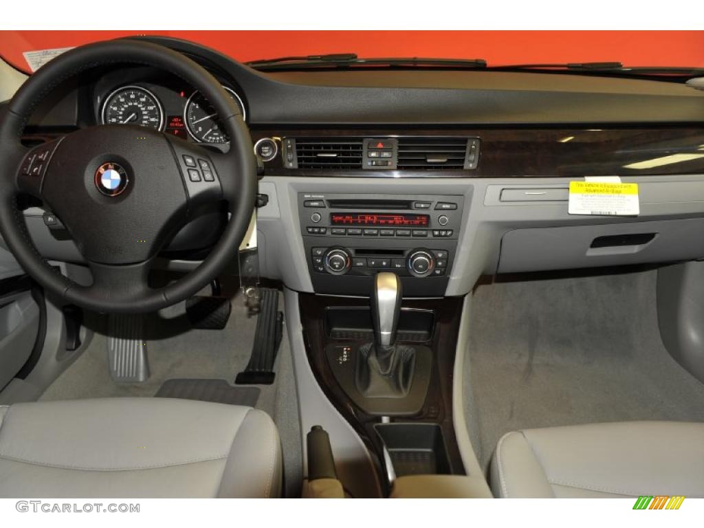 2011 3 Series 328i Sedan - Deep Sea Blue Metallic / Gray Dakota Leather photo #5