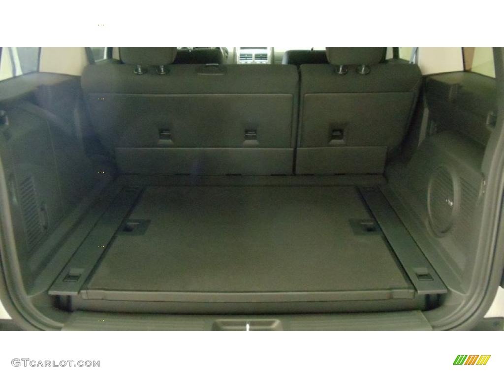 2011 Dodge Nitro Detonator 4x4 Trunk Photo #48584287