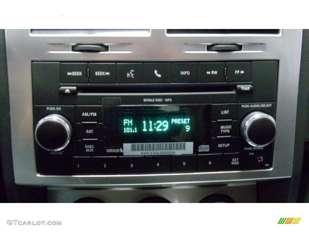 2011 Dodge Nitro Detonator 4x4 Controls Photo #48584452