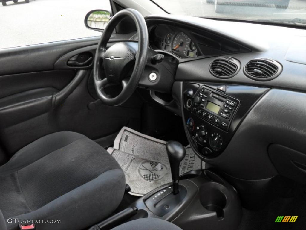 2001 Focus LX Sedan - Twilight Blue Metallic / Dark Charcoal Black photo #22