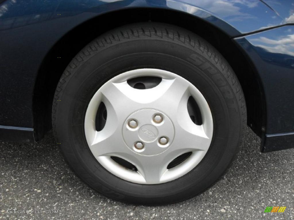 2001 Focus LX Sedan - Twilight Blue Metallic / Dark Charcoal Black photo #27