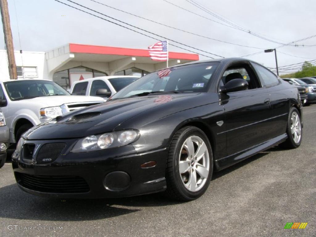 Phantom Black Metallic 2005 Pontiac GTO Coupe Exterior Photo #48586009