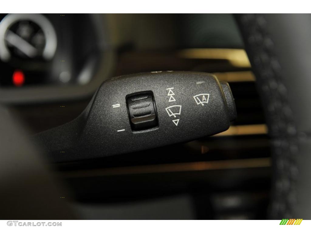 2012 BMW 7 Series 750Li Sedan Controls Photo #48586327