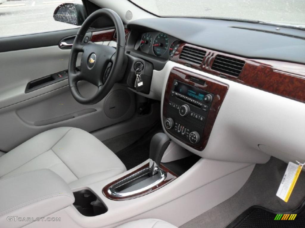 2011 Impala LT - Cyber Gray Metallic / Gray photo #21
