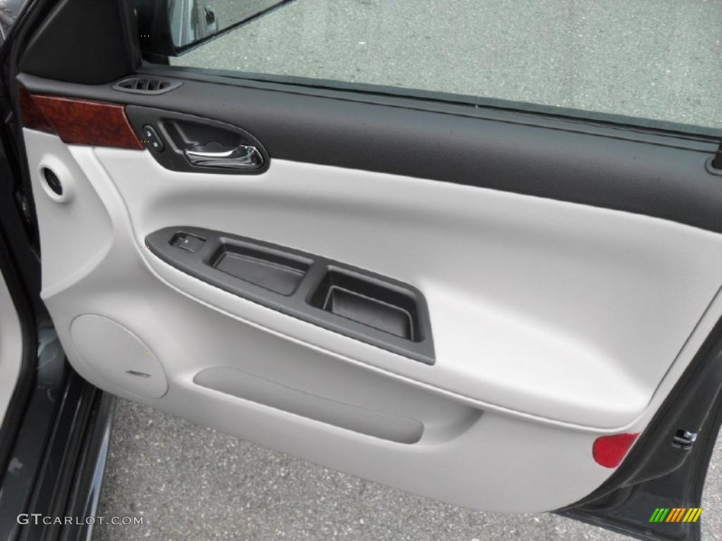 2011 Impala LT - Cyber Gray Metallic / Gray photo #22