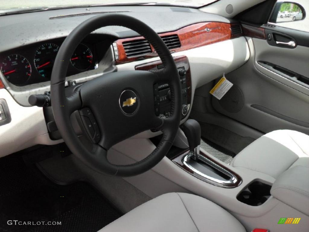 2011 Impala LT - Cyber Gray Metallic / Gray photo #26