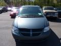Magnesium Green Pearl - Caravan SXT Photo No. 2