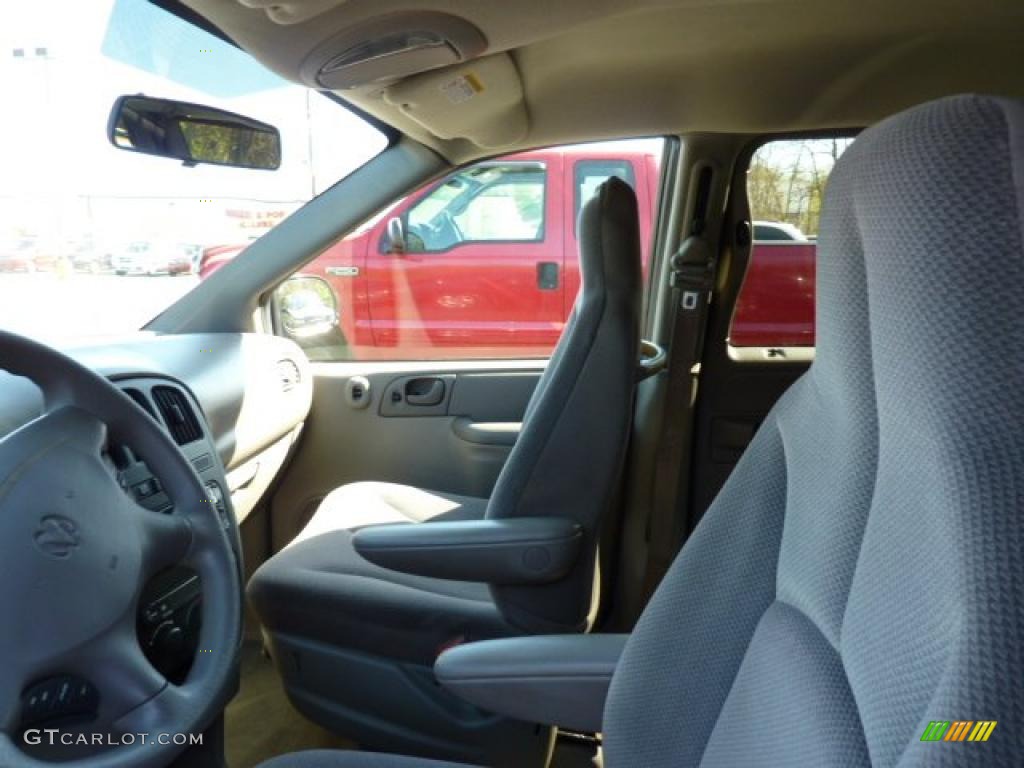 2002 Grand Caravan SE - Aquamarine Metallic / Taupe photo #7