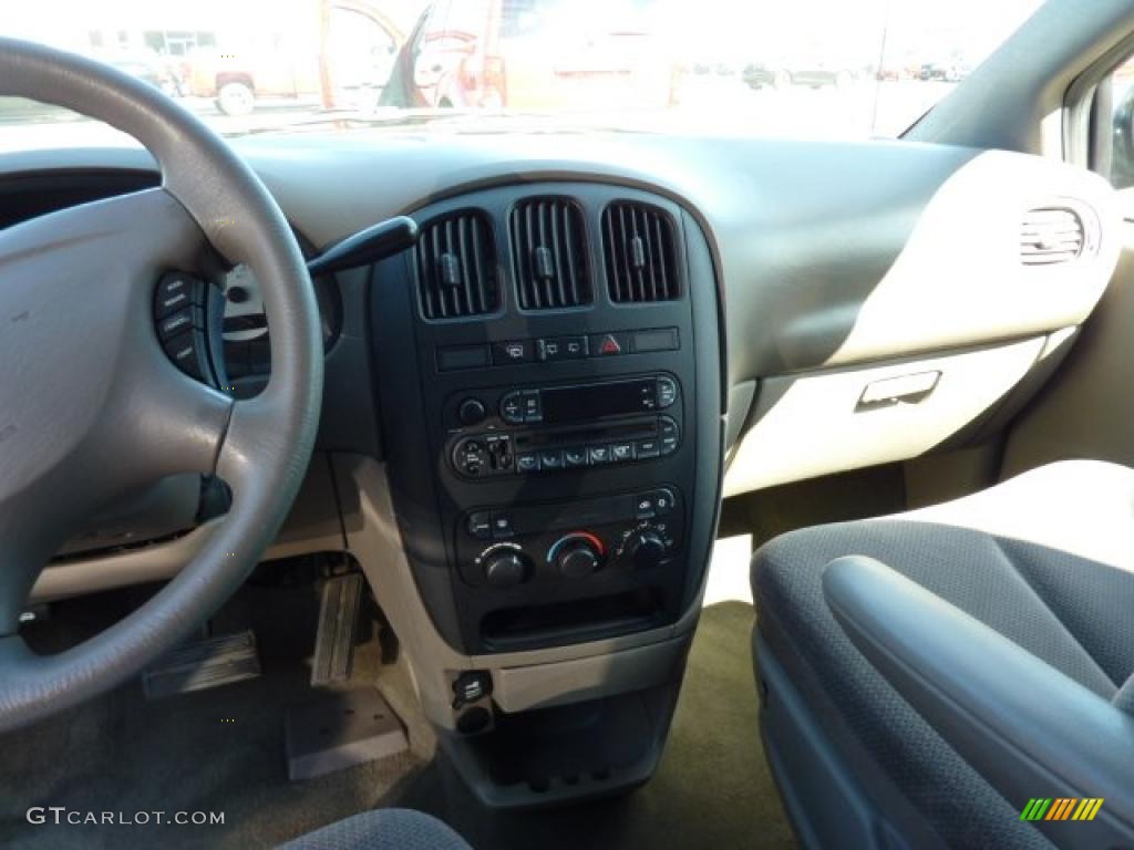 2002 Grand Caravan SE - Aquamarine Metallic / Taupe photo #8