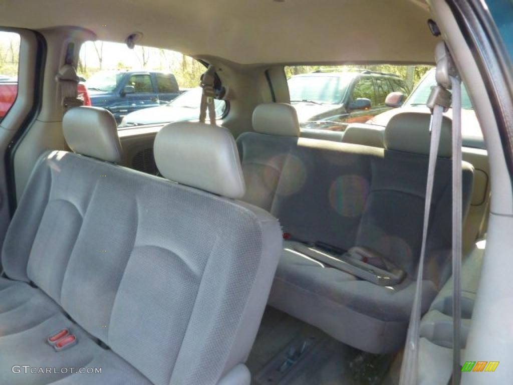 2002 Grand Caravan SE - Aquamarine Metallic / Taupe photo #9