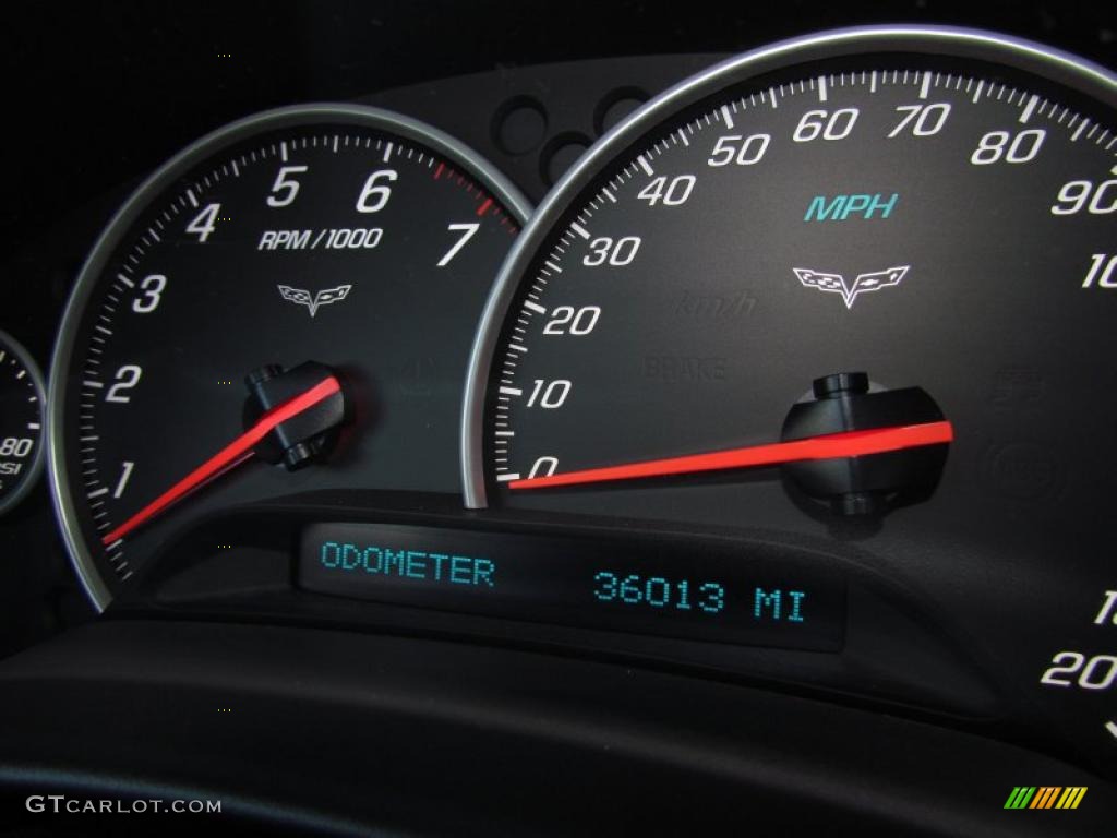 2005 Chevrolet Corvette Coupe Gauges Photo #48591316