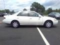 Super White - Camry CE Photo No. 17